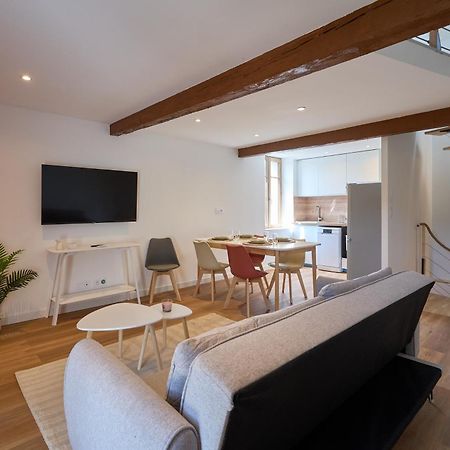 Le Rempart Harmonieux - Triplex Au Pied De La Cite Appartement Carcassonne Buitenkant foto